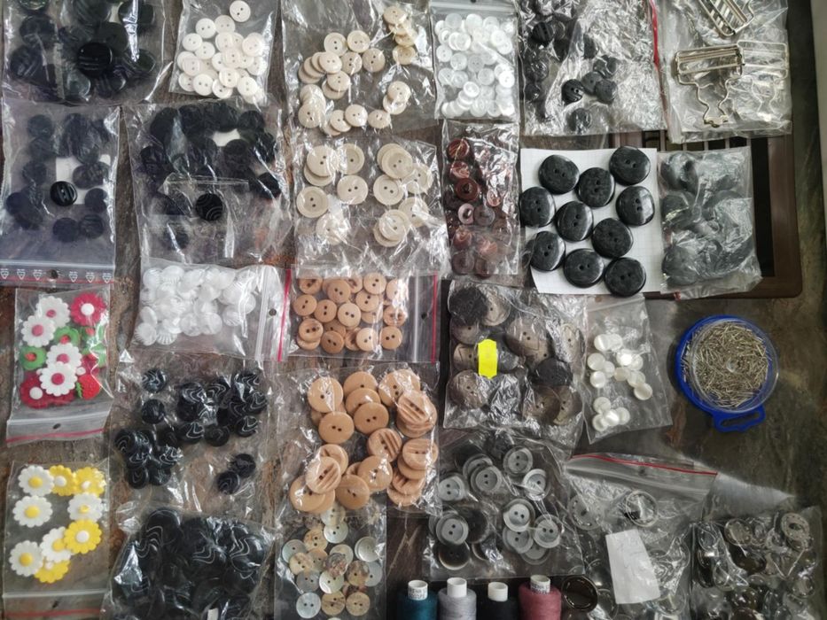 Guziczki -różyczki i inne