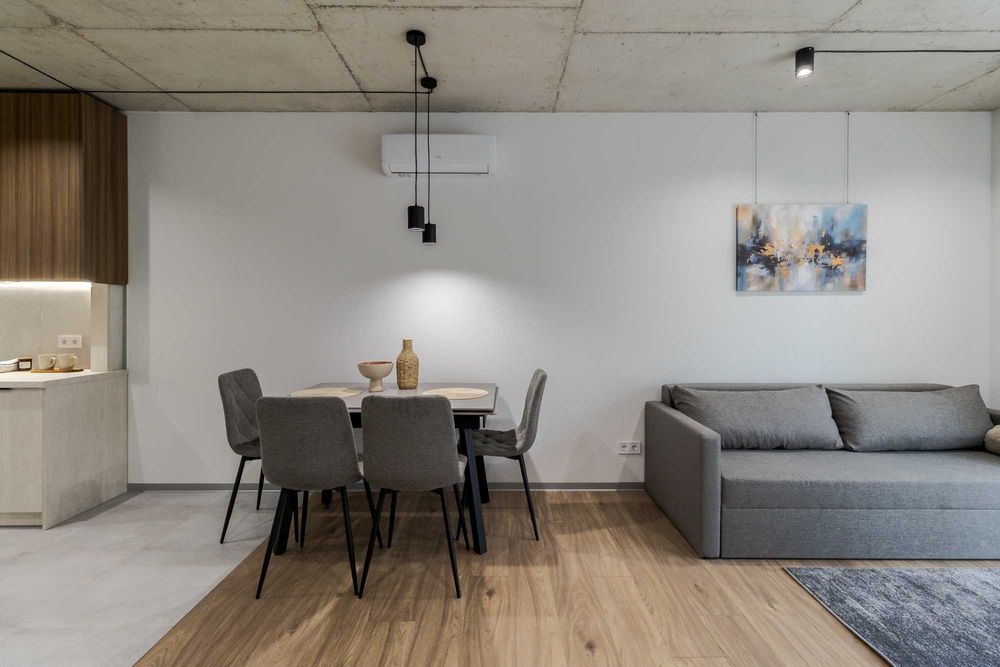 Квартира на 4 осіб. Помісячна оренда БЕЗ РІЄЛТОРСЬКИХ