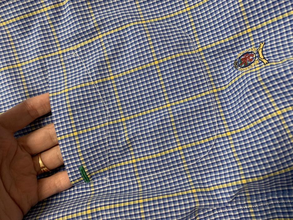 Сорочка в патрiотичну клiтинку