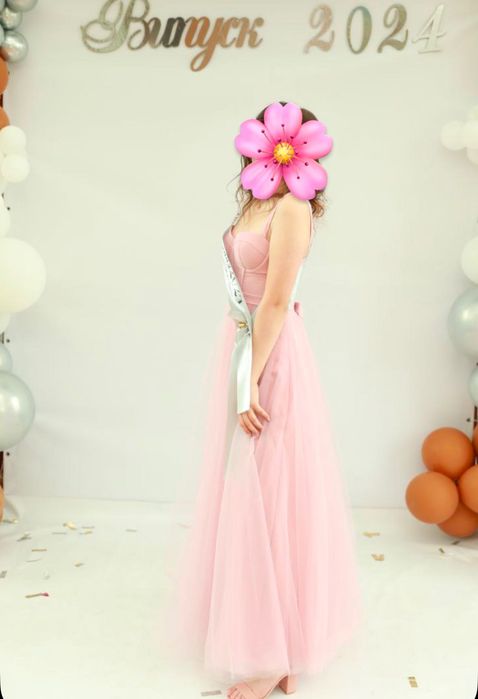 Випускна сукня s-m