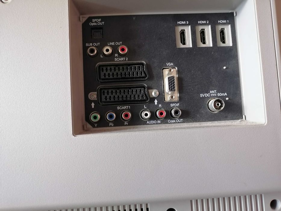 Telewizor Medion.