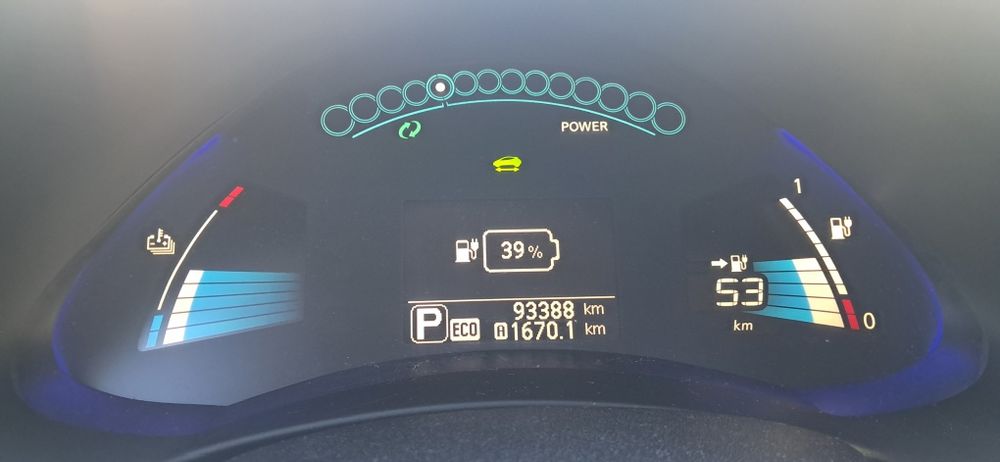 Nissan Leaf 24 kwt 2015р.