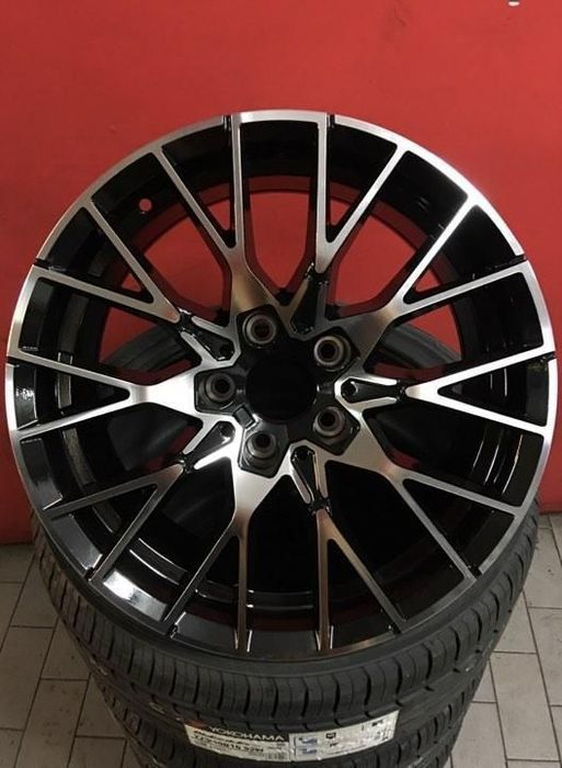 Jantes 18 Novas Mod M2 Competicion p/ BMW serie 3 com pneus usados