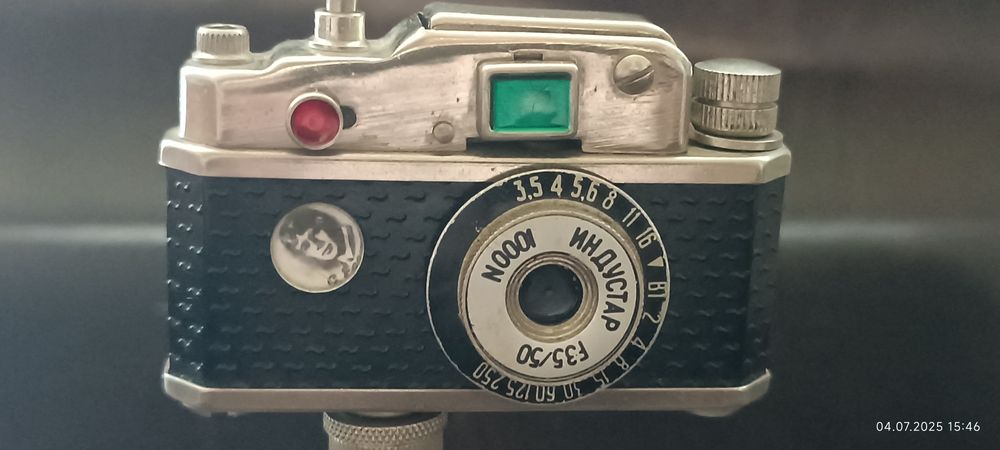 Зажигалка-фотоаппарат бензиновая - "ФОТО-МОЛНИЯ". Есенин.