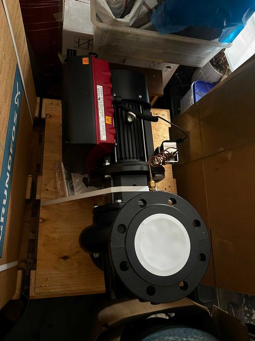 Pompa Grundfos TPE 100-160/2-S 4kW IE5 (99114836) NOWA / 2 szt.