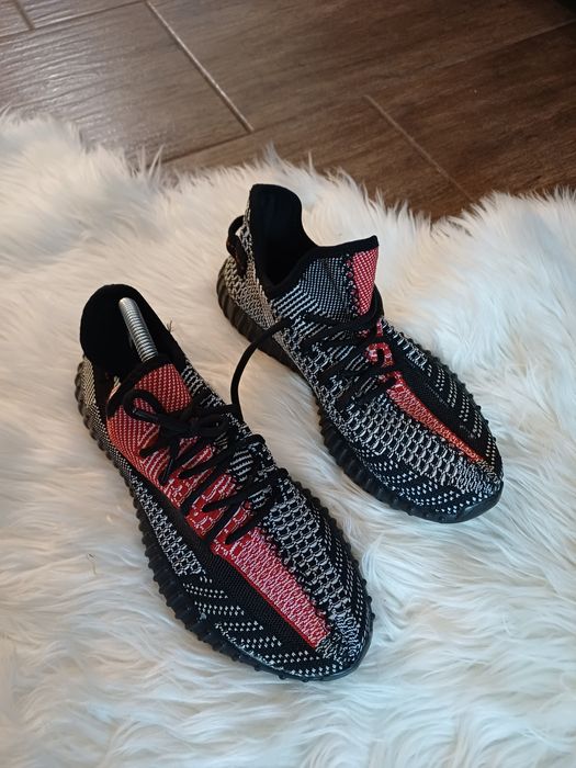 Adidas Yeezy r40