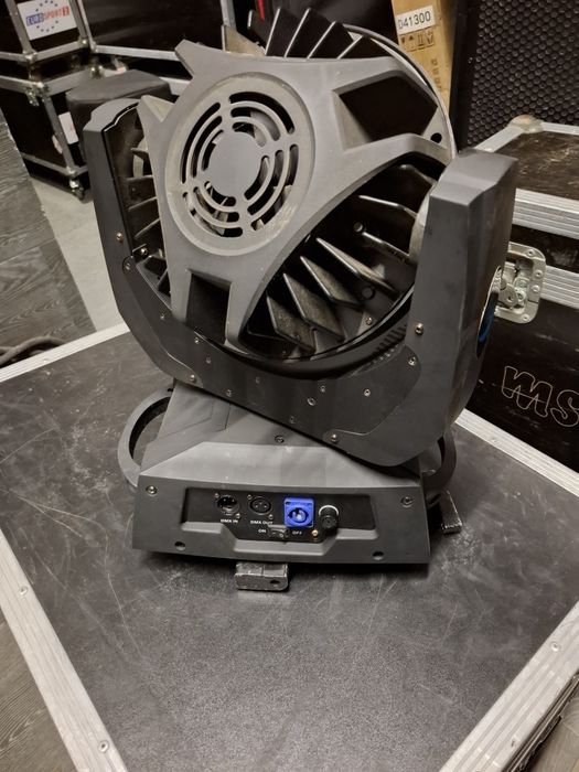 Głowy wash zoom ringi Pgled 36x15w