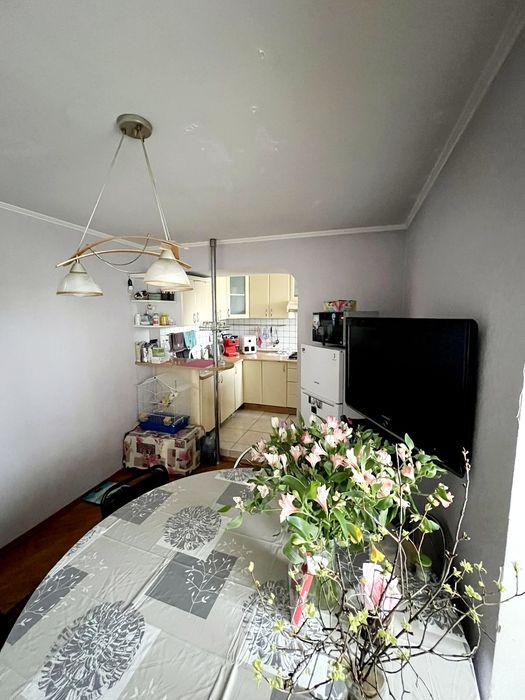 Довгострокова оренда 3-кімнатної квартири в районі "Книжки"