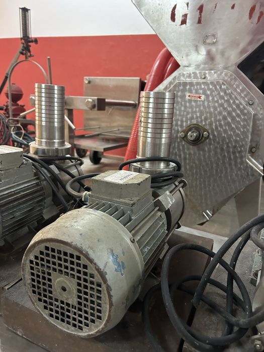 Motores de remonta para vinho, completos, Totalmente em inox.