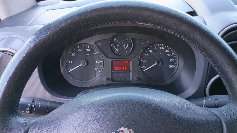 Peugeot Partner 3 lugares