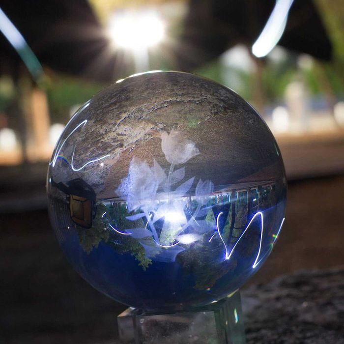 Bola de vidro fotografia esfera refletora cristal efeitos distorções