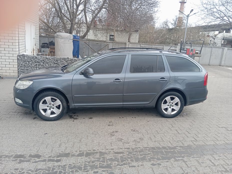 Продам Октавія А5