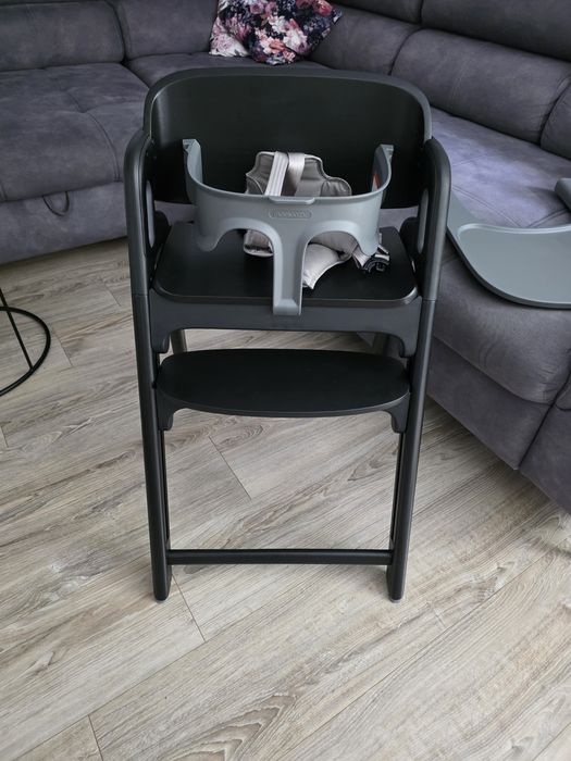 Krzesełko do karmienia momcozy