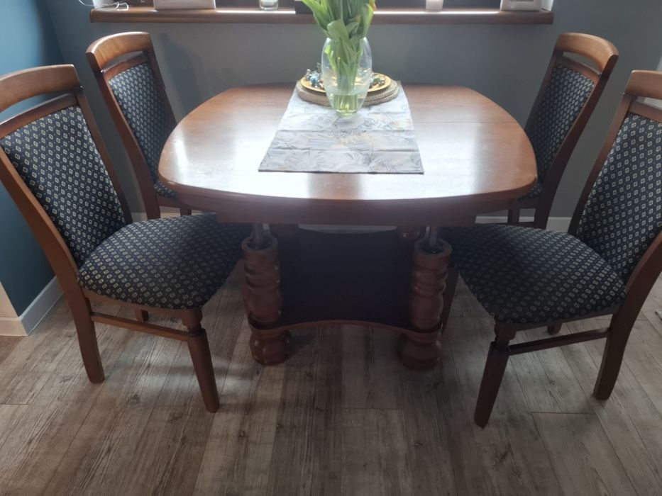 Stół z krzesłami Bawaria