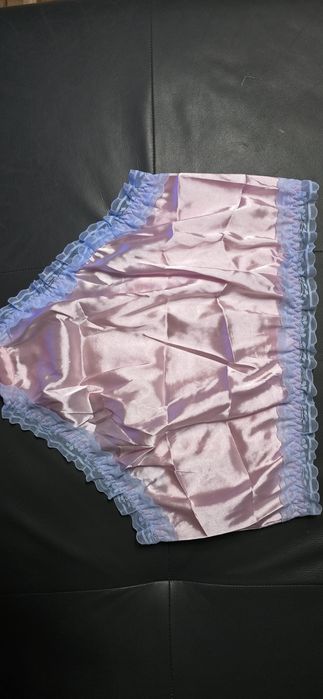 Nowe Frywolne Majtki Satynowe Z Koroneczkami Roz. XL/42/14