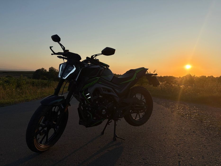 Продам Mustang st 200