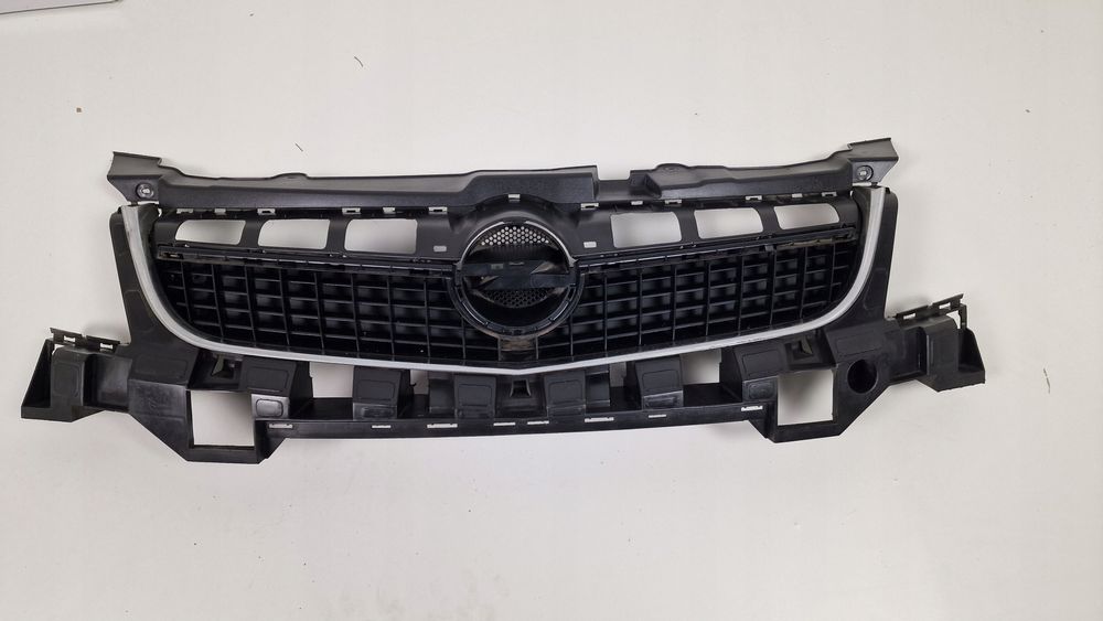 opel vectra c lift fl signum atrapa chrom org. 13260028