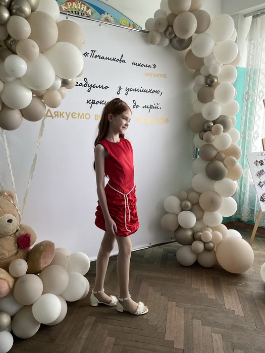 Сукня святкова для дівчинки