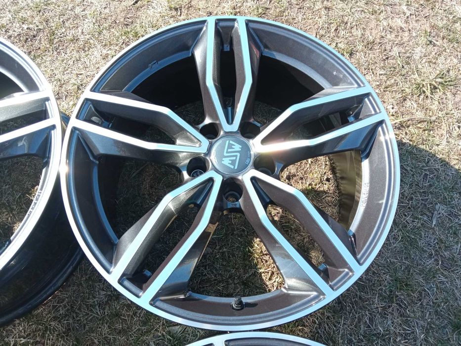 Felgi MSW by OZ 19cali 5x120 et29 czujniki ciśnienia BMW Opel Insignia