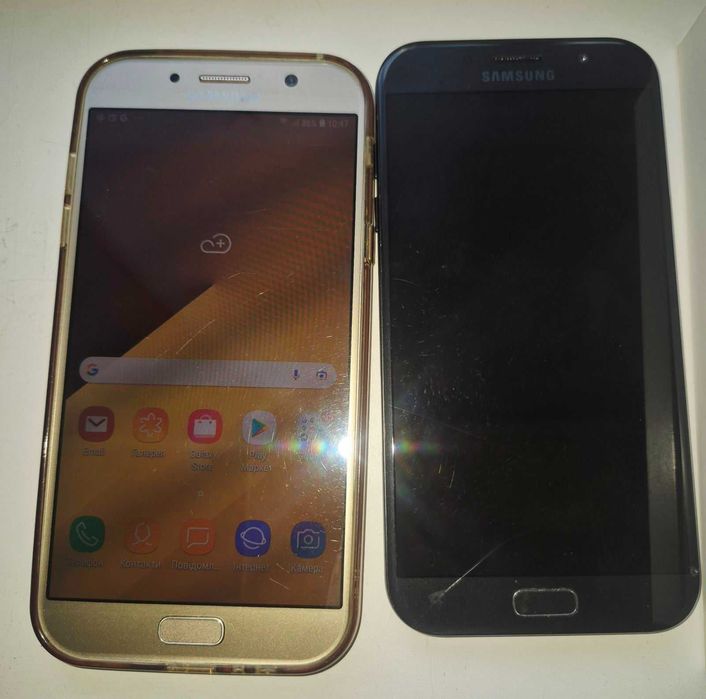 Смартфон Samsung Galaxy A7 (2017)  SM-A720F -2 шт з аксесуарами