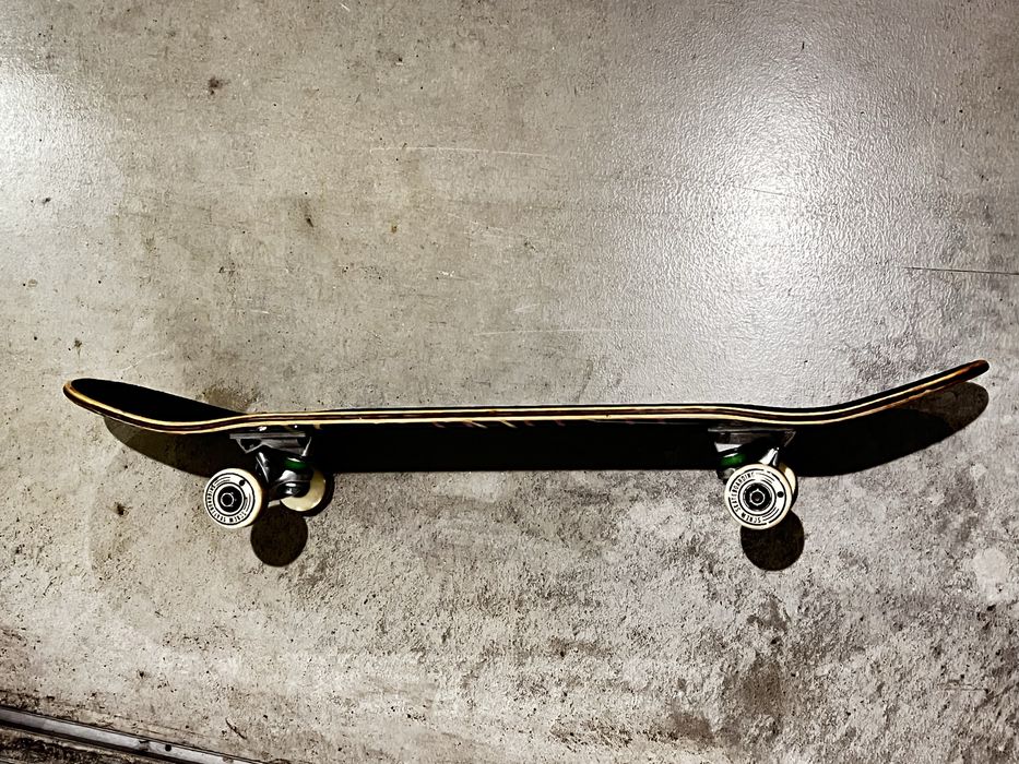 Skate Screw Ericeira + Caixa