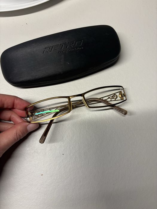 Okulary korekcyjne plus etui za darmo