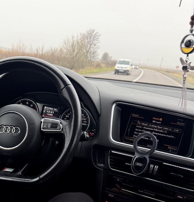 Продається Audi Q5 S-line