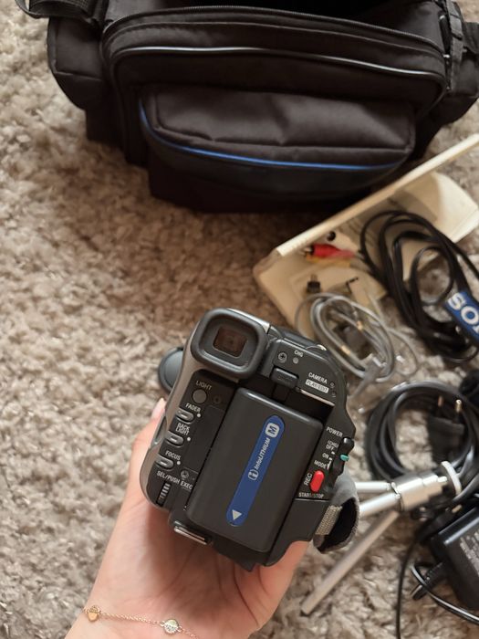 Kamera Sony Handycam DCR-w DCR-TRV270E
