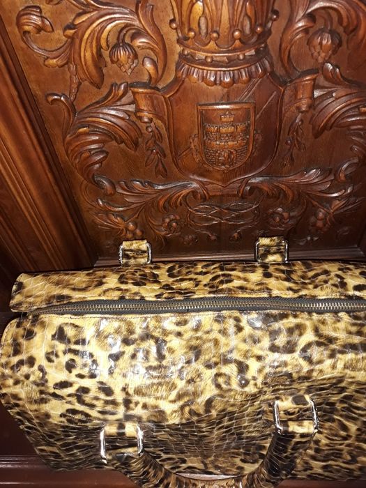 Сумка лакова шкіра