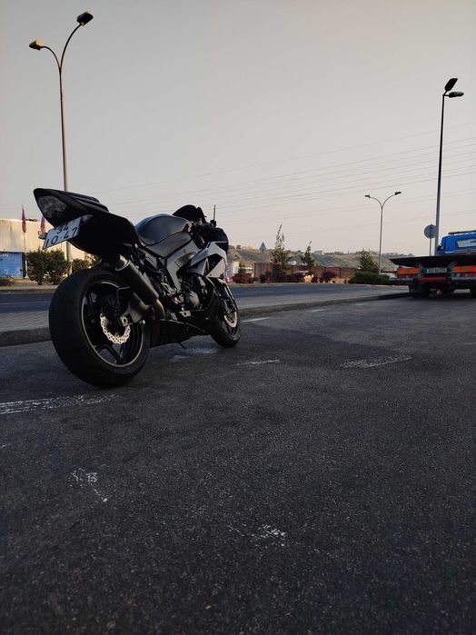 Kawasaki ZX6R 2009