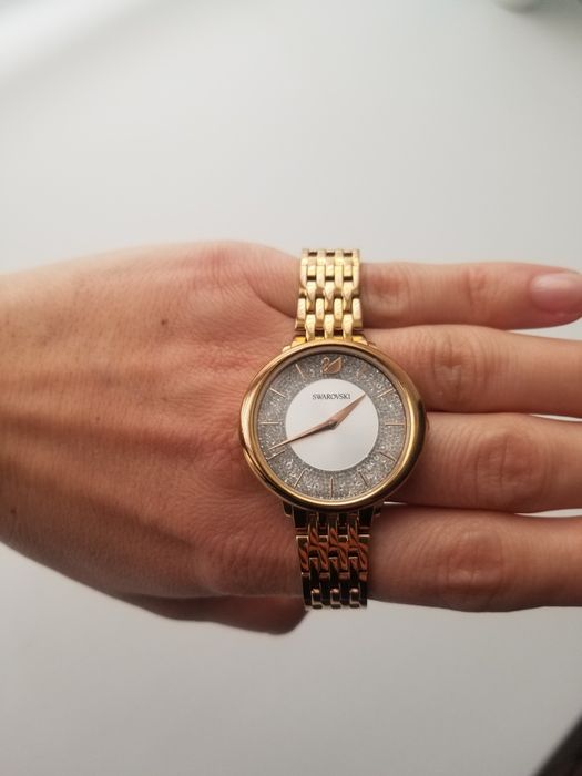 Годинник Swarovski