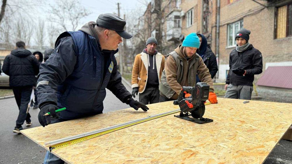 Запрошуємо Волонтерів для ліквідації руйнувань будинків у Запоріжжі