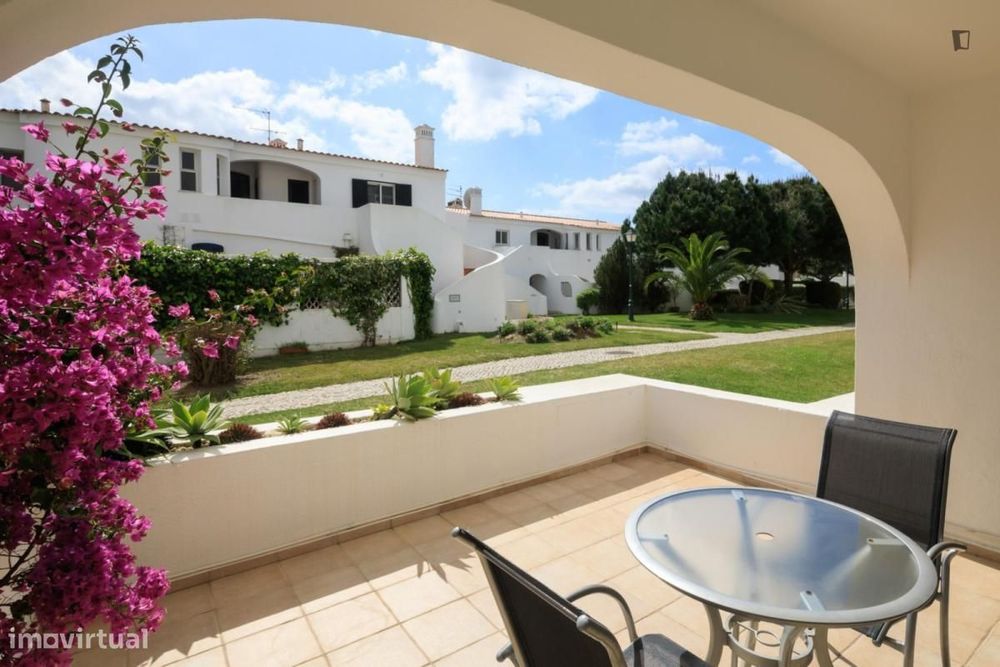 Apartamento com 1 quartos - localizado em Faro