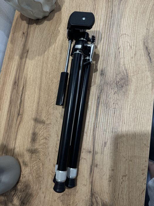 Вінтажний штатив для фотоапарата Boots CC5 Tripod