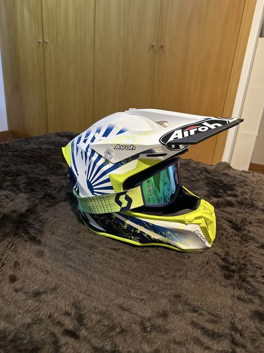 Capacete Airoh Twist 2.0 Katana Blue