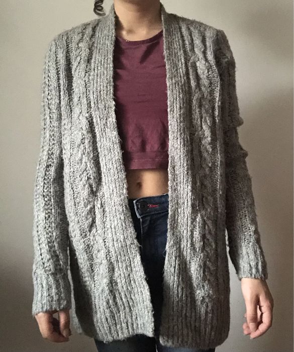 Casaco de malha cinzento da Hollister