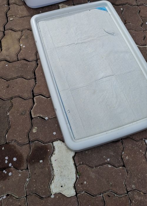Caixa sanitária para animais