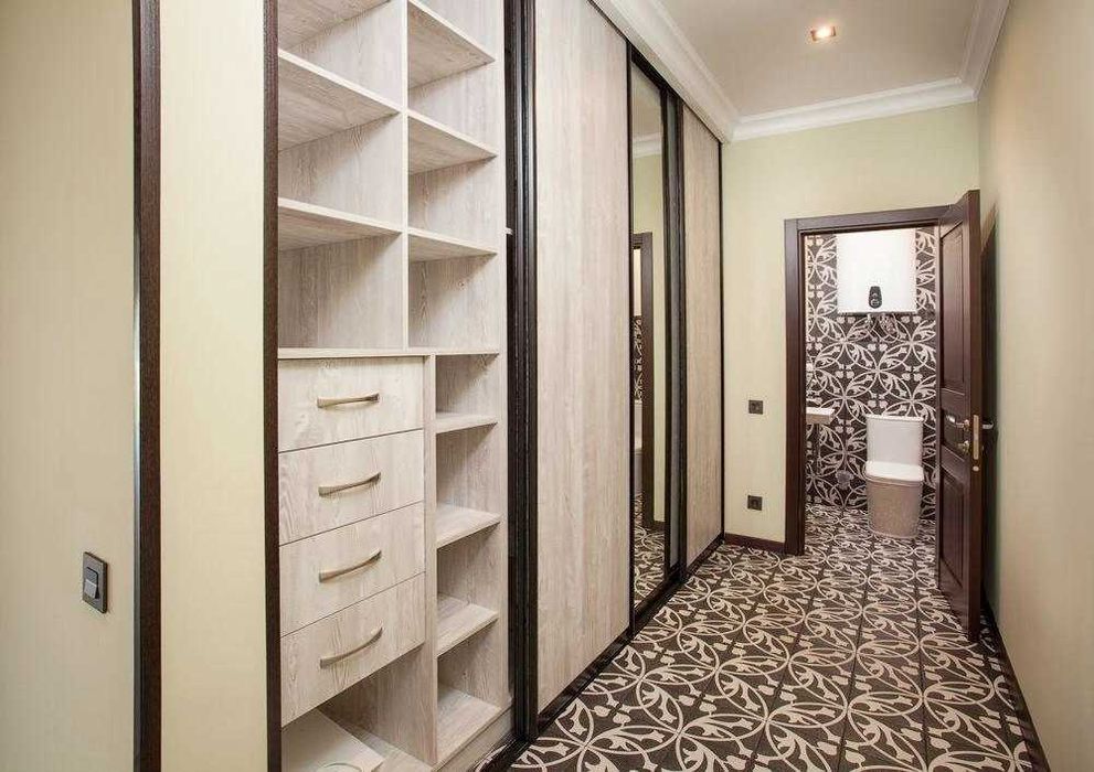 Красивый офис в центре, 140 м2. Новый дом. Терраса.