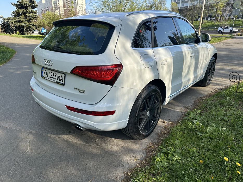 Audi Q5 8r hybrid quattro