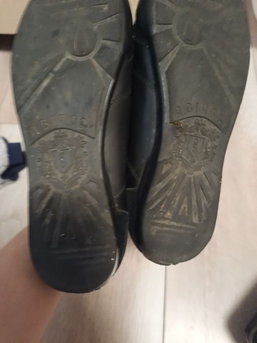 кросівки бренду Antonio Biacci