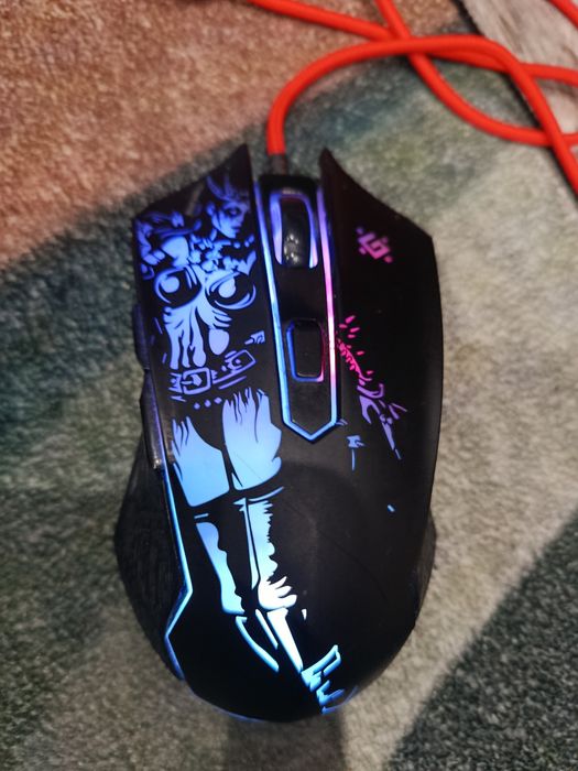 Myszka stan używany od puł roku