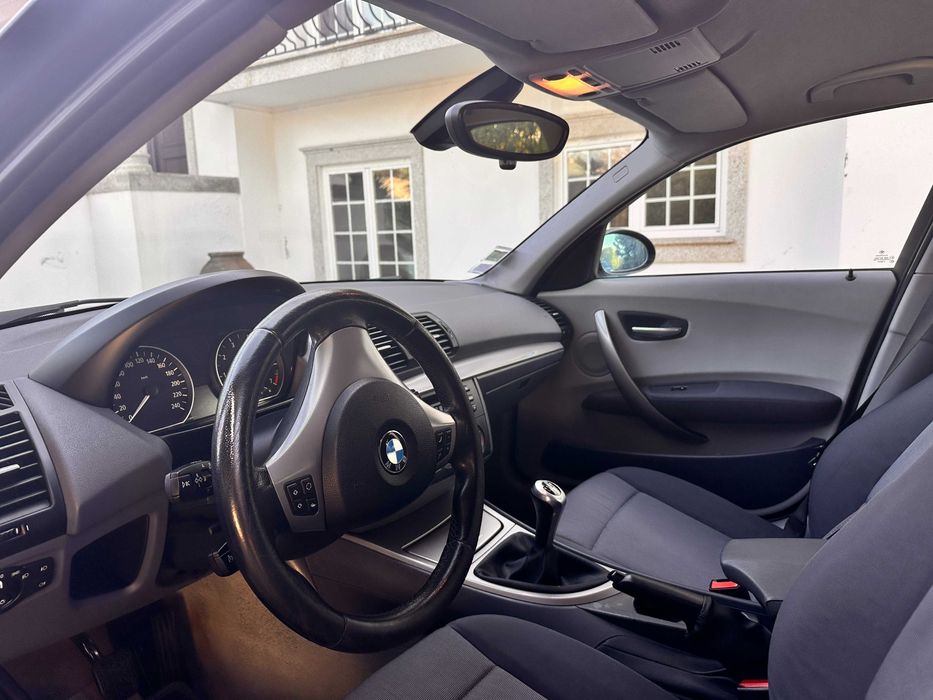 BMW Série 1 116i (Gasolina) – 2006 – 167.380 km – Excelente Estado