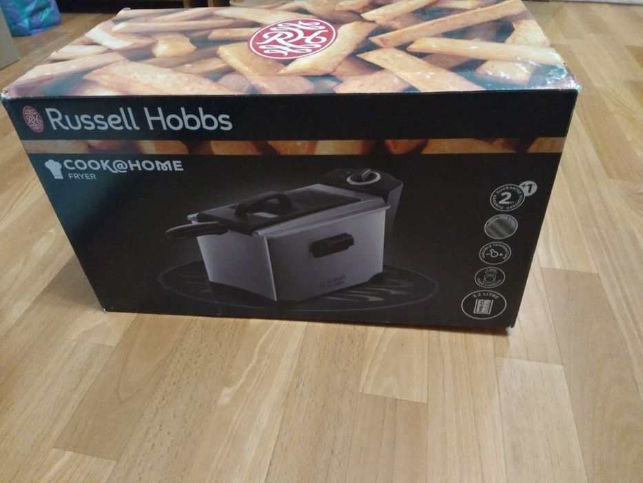 Фритюрниця Rusell Hobbs