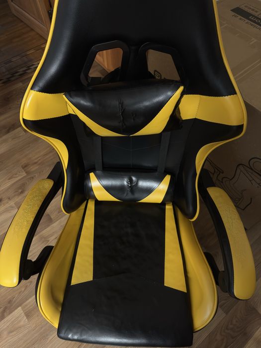 Компьютерне крісло