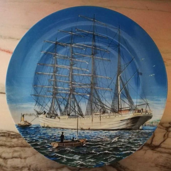 Pratos decorativos 6 barcos Veleiros porcelana Quinta Nova