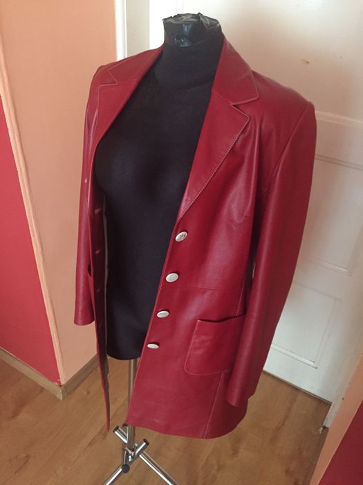 Płaszcz skórzany czerwony 42