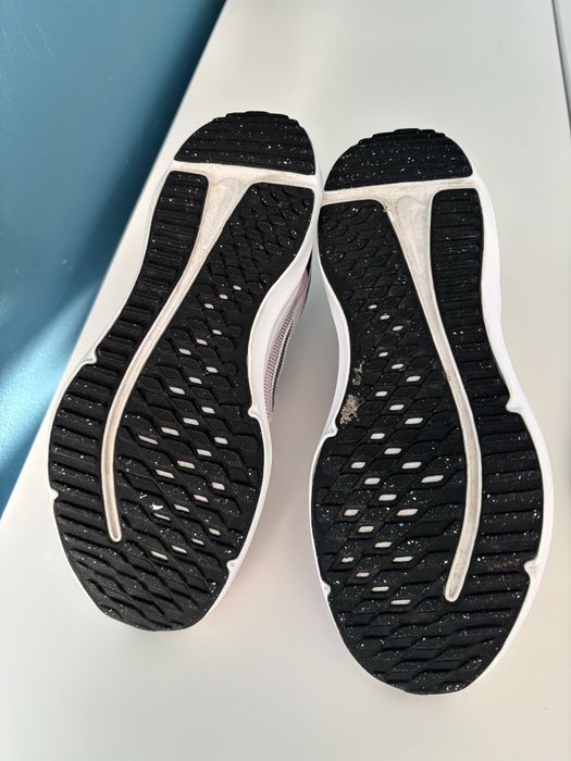 Buty Nike Performance rozm 34