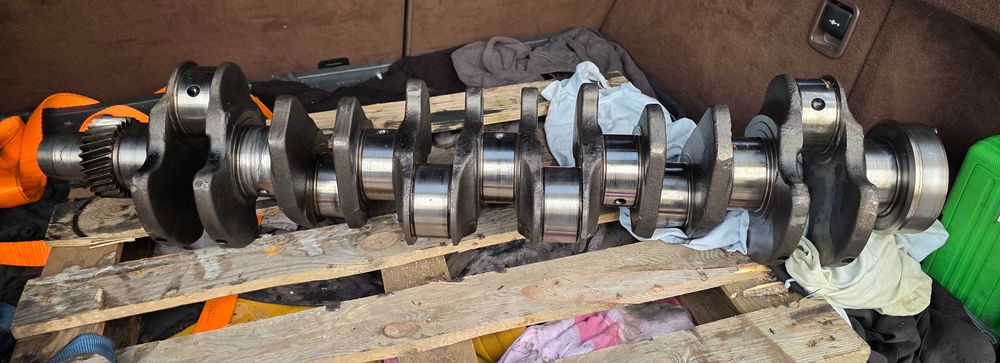 Wał korbowy john deere re505921