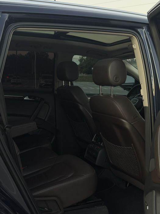 Audi Q7 2014 рік