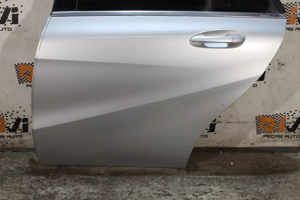 Porta trás esquerda MERCEDES-BENZ Classe A (W176)